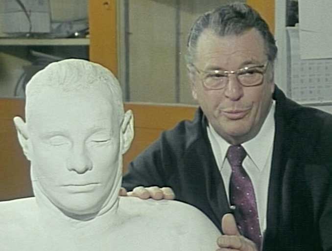 The Bust of the Somerton Man and Its Maker Paul F. Lawson